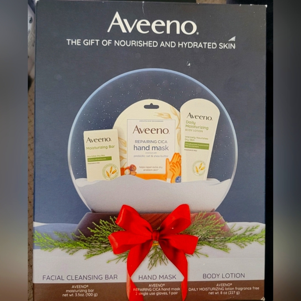 New Aveeno Skincare Gift Set